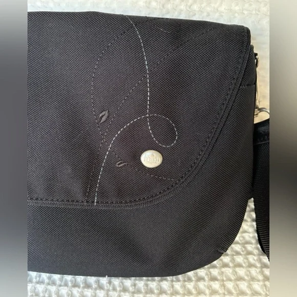 Haiku Bliss crossbody bag - Picture 3 of 9